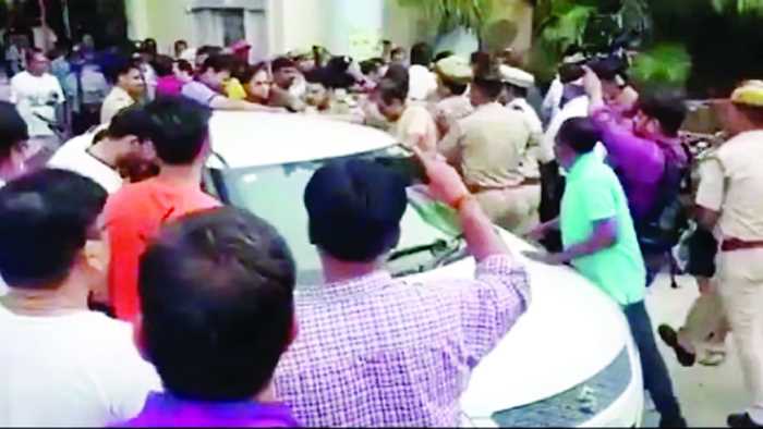 फर्जी वीडियो पर छत्तीसगढ़-उप्र पुलिस में टकराव